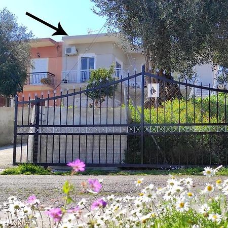 Spiros - Full Renovated House 2022 Apartment Mármaron Exterior photo